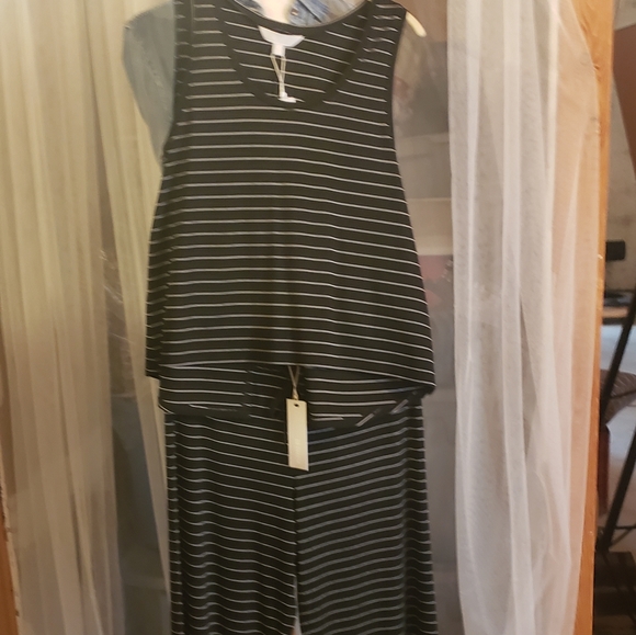 BB DAKOTA STRIPE YOUR FANCY TOP - Picture 2 of 3